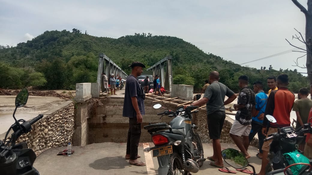 , Pos Pol Amfoang Barat Daya Meminta bantuan pemerintah membuat jembatan alternatif di amfoang barat daya, Mexin TV